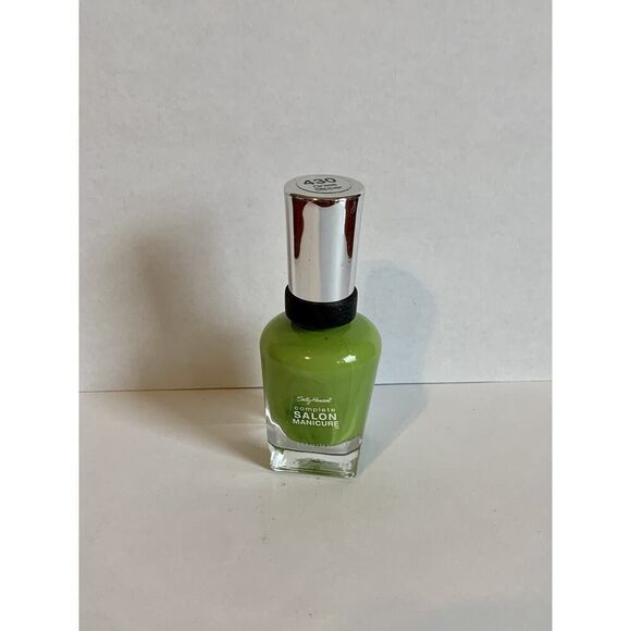 Sally Hansen Complete Salon Manicure Nail Polish #430 Grass Slipper 0.5 Oz Green - Picture 1 of 5